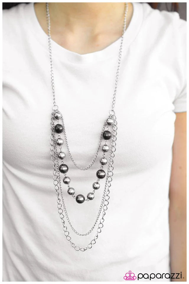 Collar Paparazzi ~ Betwixt - Negro