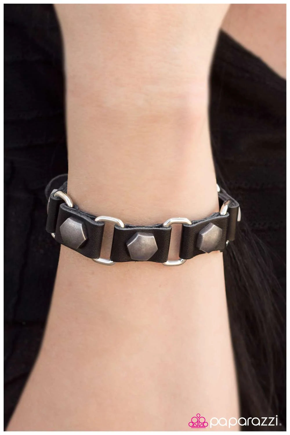 Paparazzi Bracelet ~ What The HEX - Black