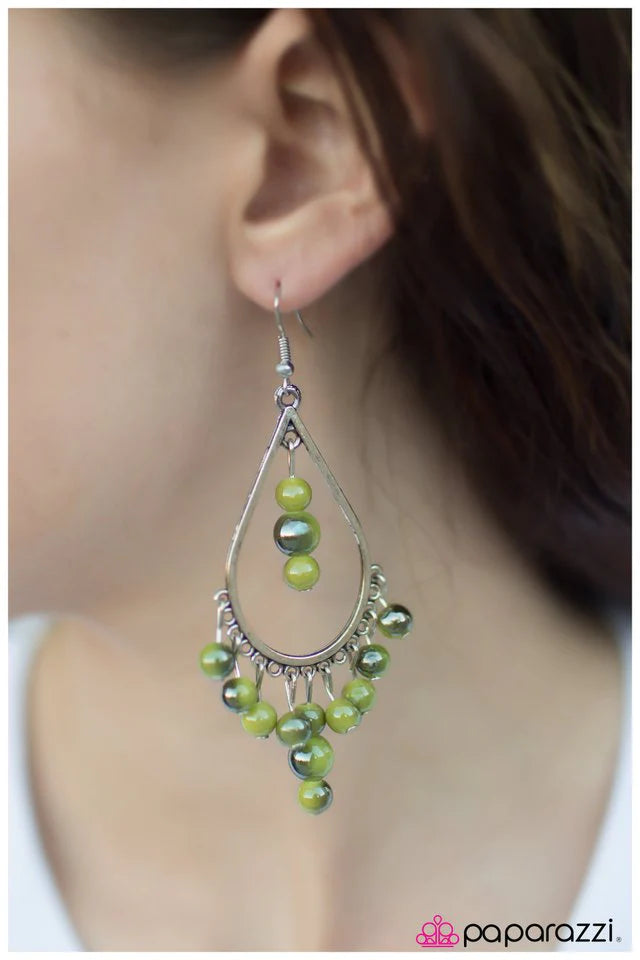 Paparazzi Earring ~ Free Fallin - Green