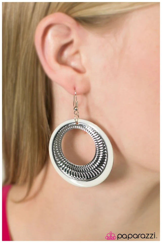 Pendiente Paparazzi ~ Esperando por siempre - Blanco