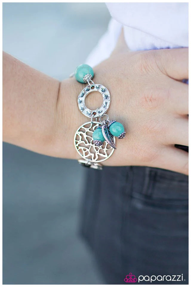 Pulsera Paparazzi ~ Country Girl - Azul