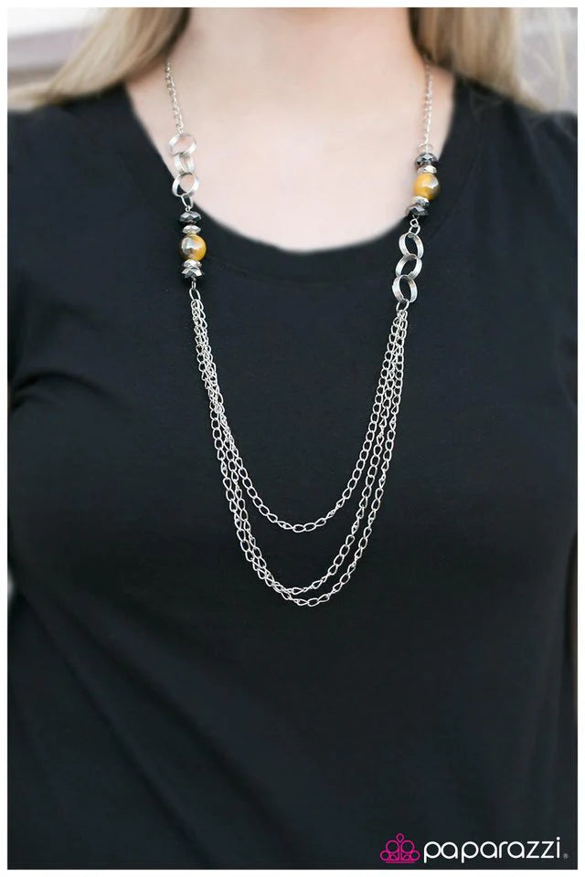 Collar Paparazzi ~ Delirium - Amarillo