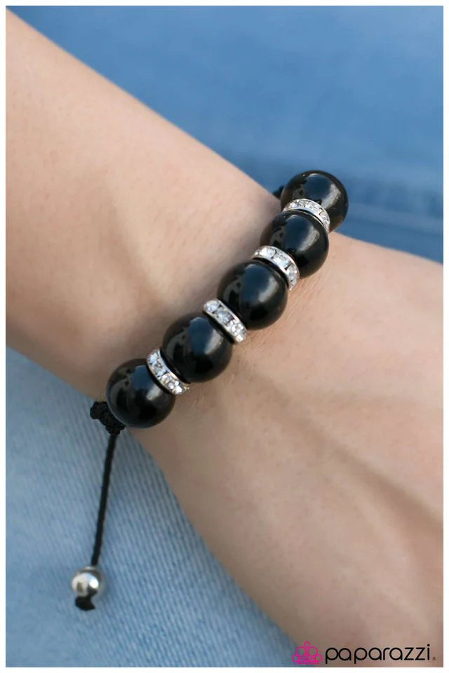 Pulsera Paparazzi ~ Festival de las Luces - Negro