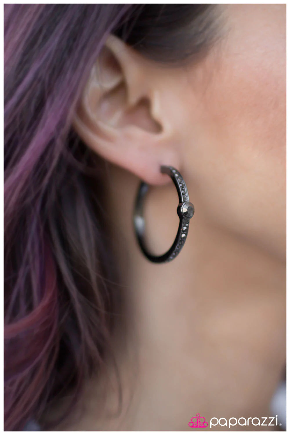 Paparazzi Earring ~ Acapella - Black