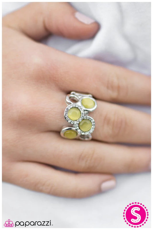 Paparazzi Ring ~ Pour The Bubbly! - Yellow