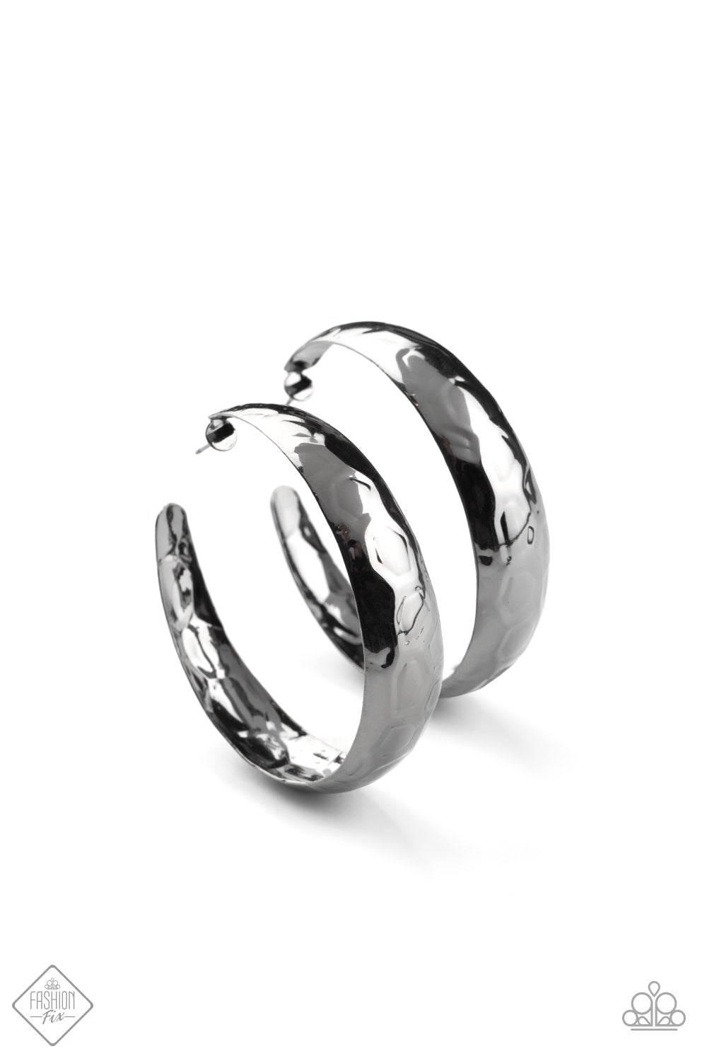 Paparazzi Earrings ~ Hey, HAUTE-Shot - Black