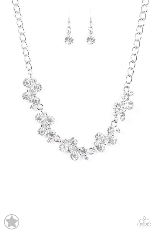 Paparazzi Necklace Blockbuster - Hollywood Hills - white