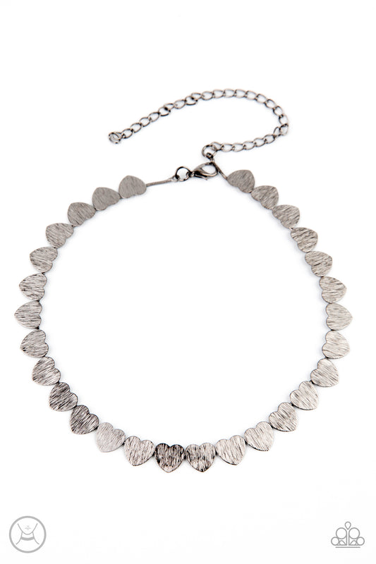 Collar Paparazzi ~ Playing HEART To Get - Negro