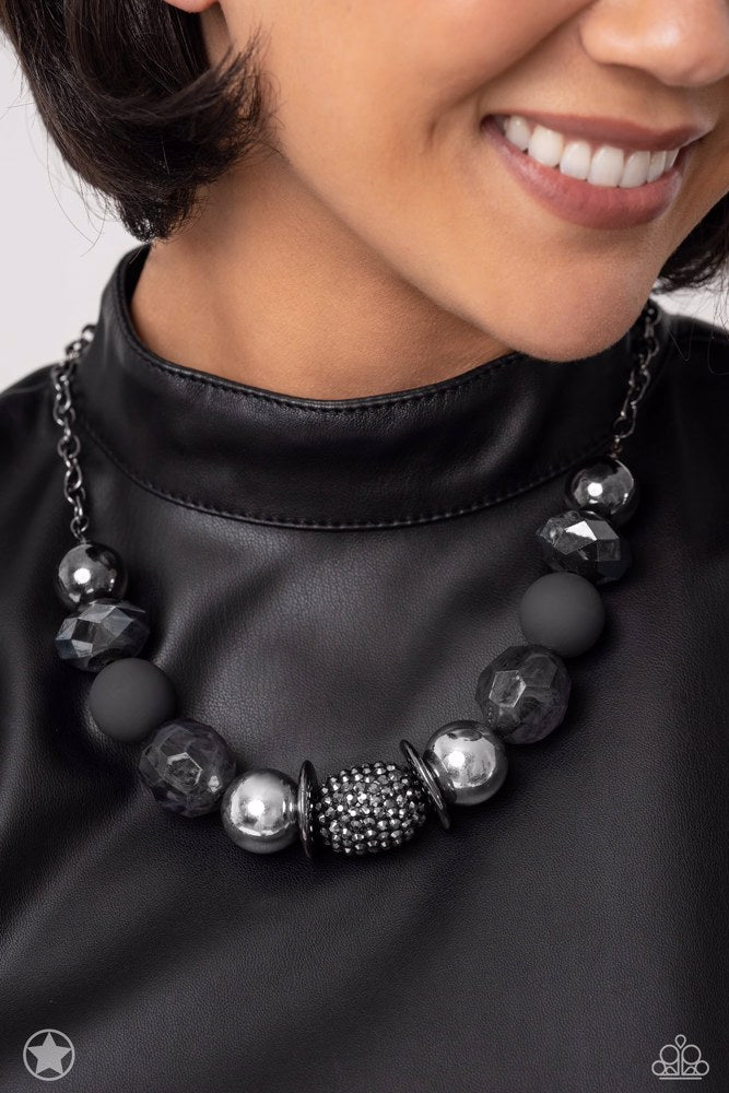 Paparazzi Necklace ~ A Warm Welcome - Black