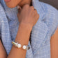 Pulsera Paparazzi ~ Balance impresionante - Blanco