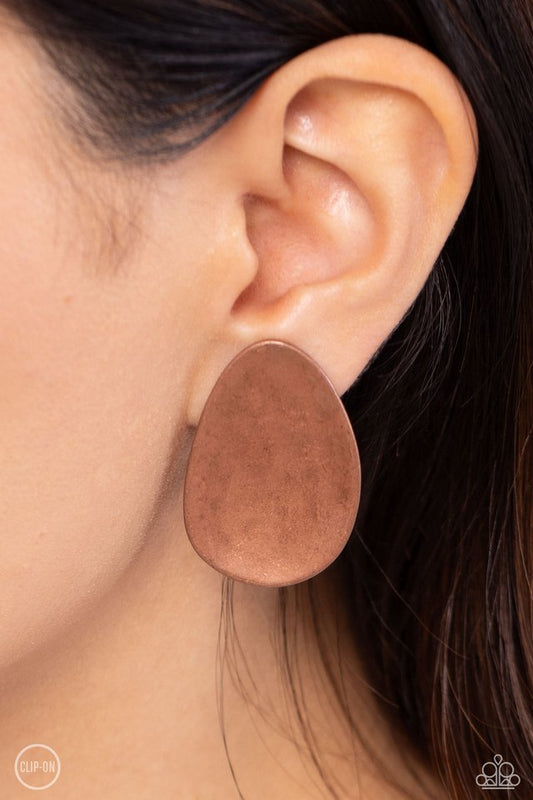 ​In PLAINS Sight - Copper - Paparazzi Earring Image