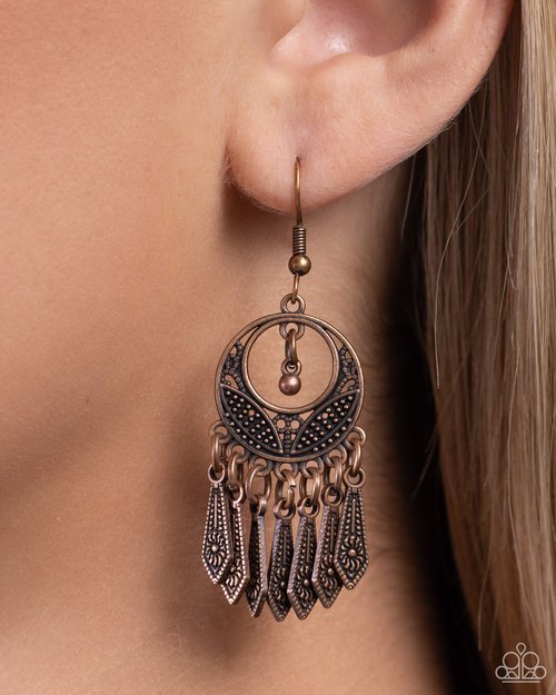 ​PRAIRIE For Me - Paparazzi Earring Image