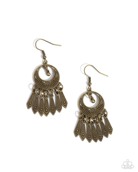 ​PRAIRIE For Me - Brass - Paparazzi Earring Image