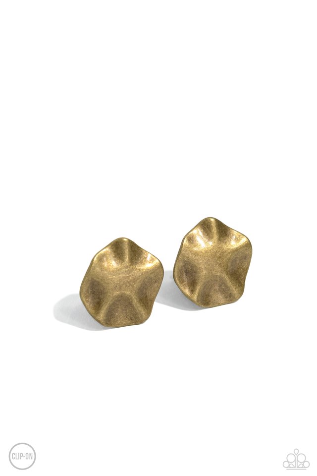 ​​Destination Unknown - Brass - Paparazzi Earring Image