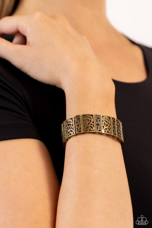 ​Gondola Gardens - Brass - Paparazzi Bracelet Image