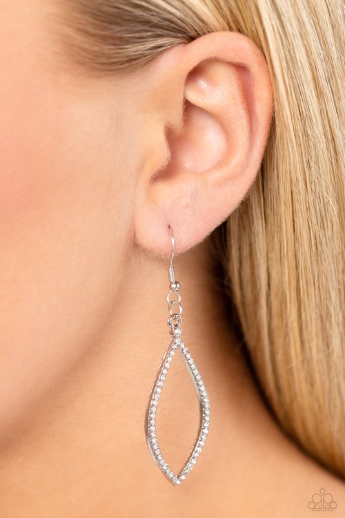 Twinkly Treat - White - Paparazzi Earring Image