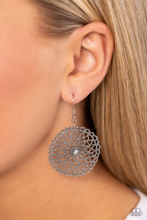 Rolling Radiance - Paparazzi Earring Image