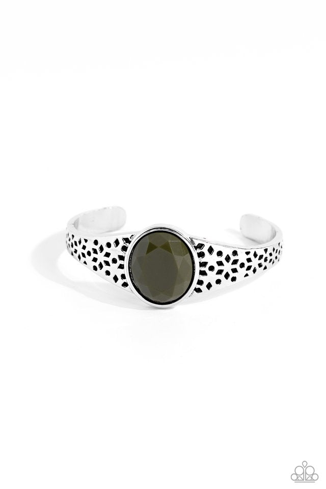 Over POP-ulated - Green - Paparazzi Bracelet Image