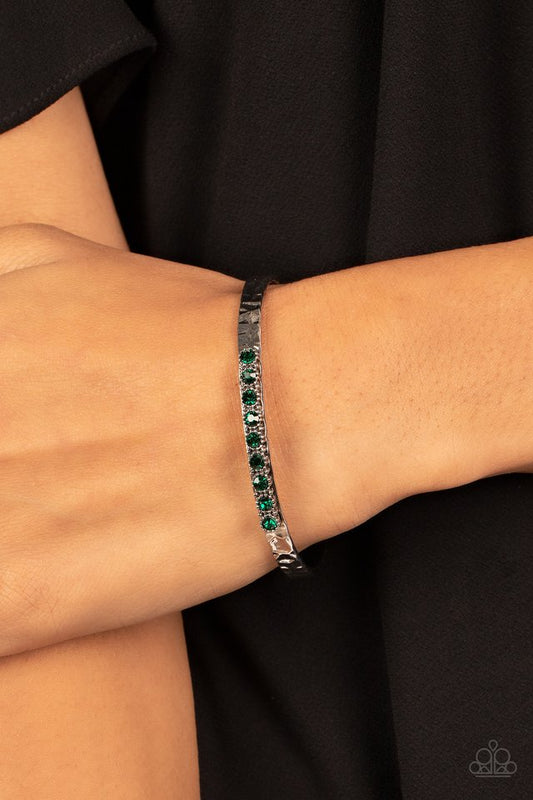 Gives Me the SHIMMERS - Green - Paparazzi Bracelet Image