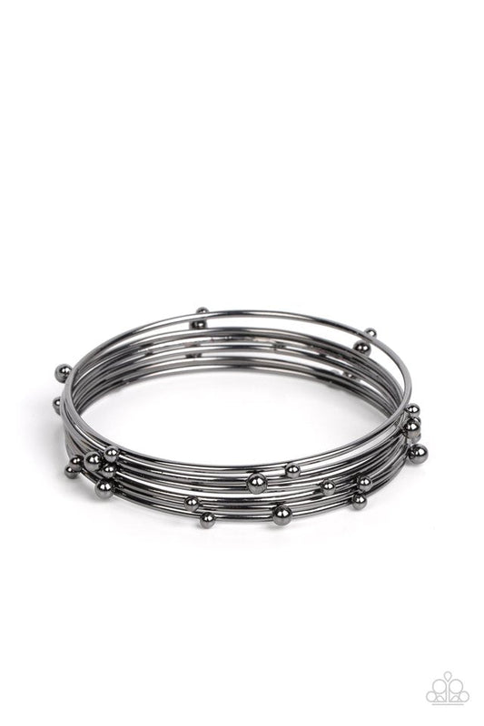 Metro Satellite - Black - Paparazzi Bracelet Image