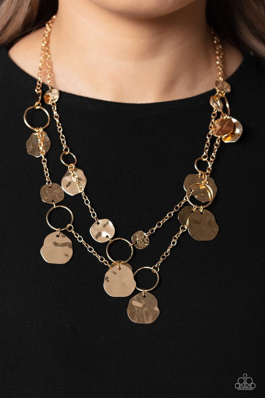 Hammered Horizons - Gold - Paparazzi Necklace Image