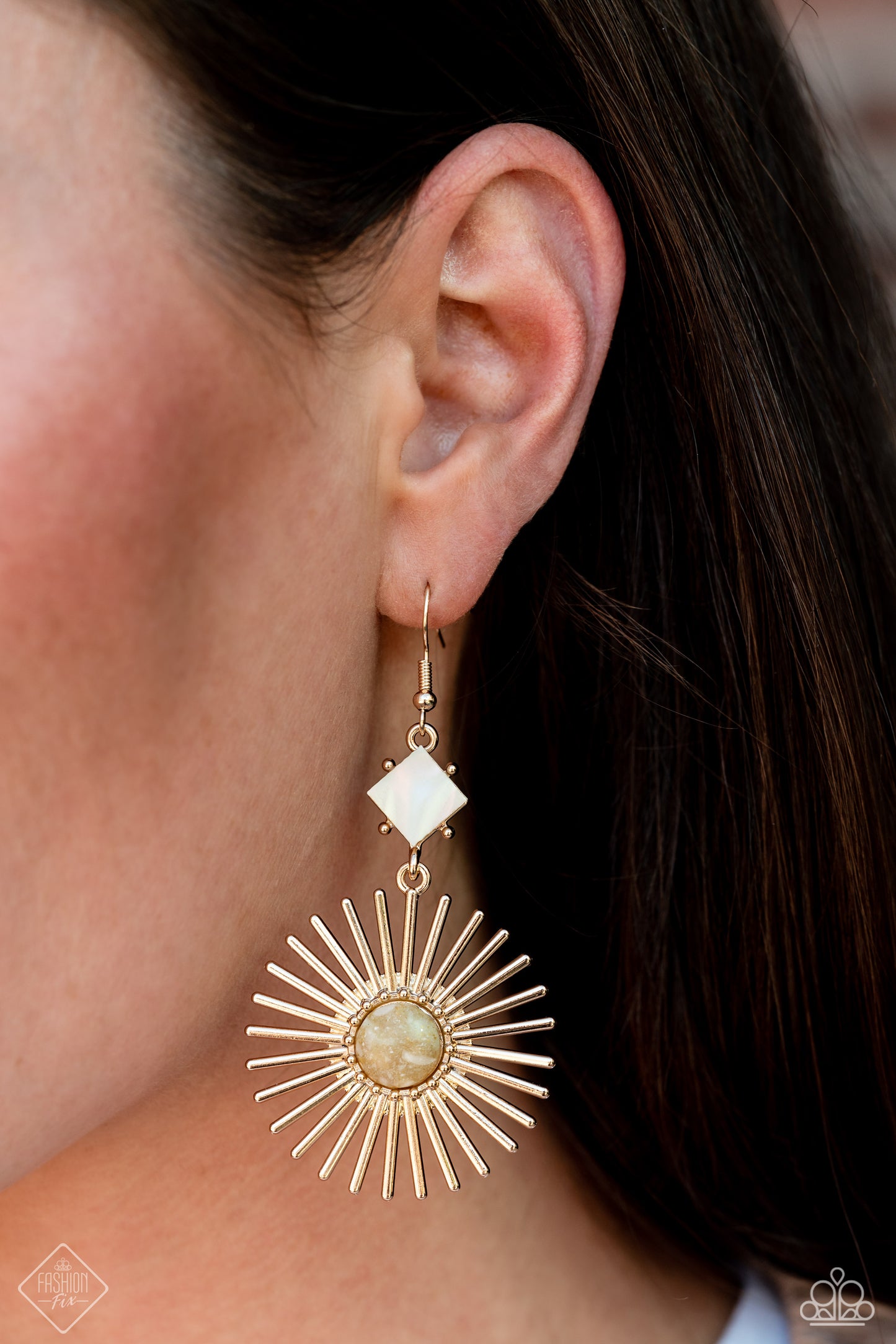 Paparazzi Earring ~ Seize the Sunburst - Gold