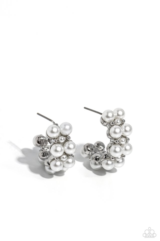 White Collar Wardrobe - White - Paparazzi Earring Image