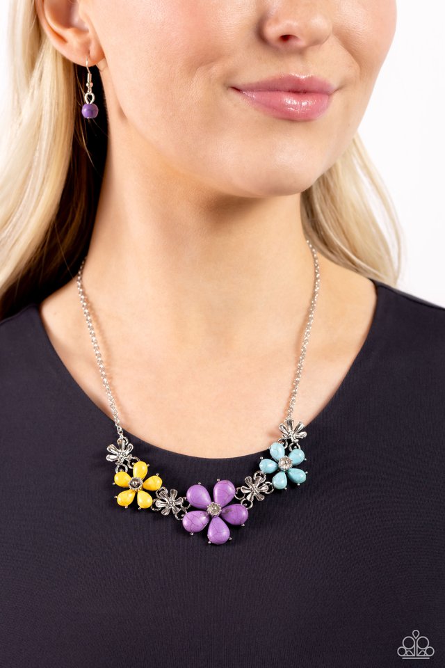 Growing Garland - Purple - Paparazzi Necklace Image