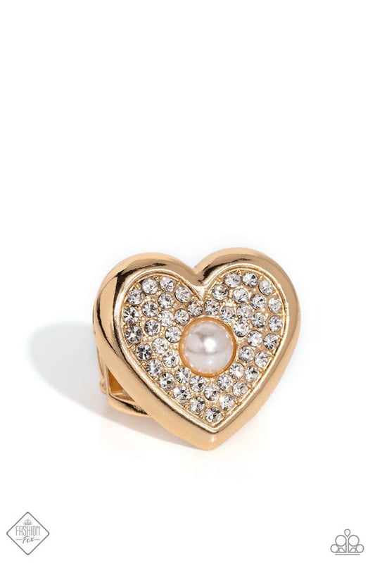 Heartfelt Heritage - Gold - Paparazzi Ring Image