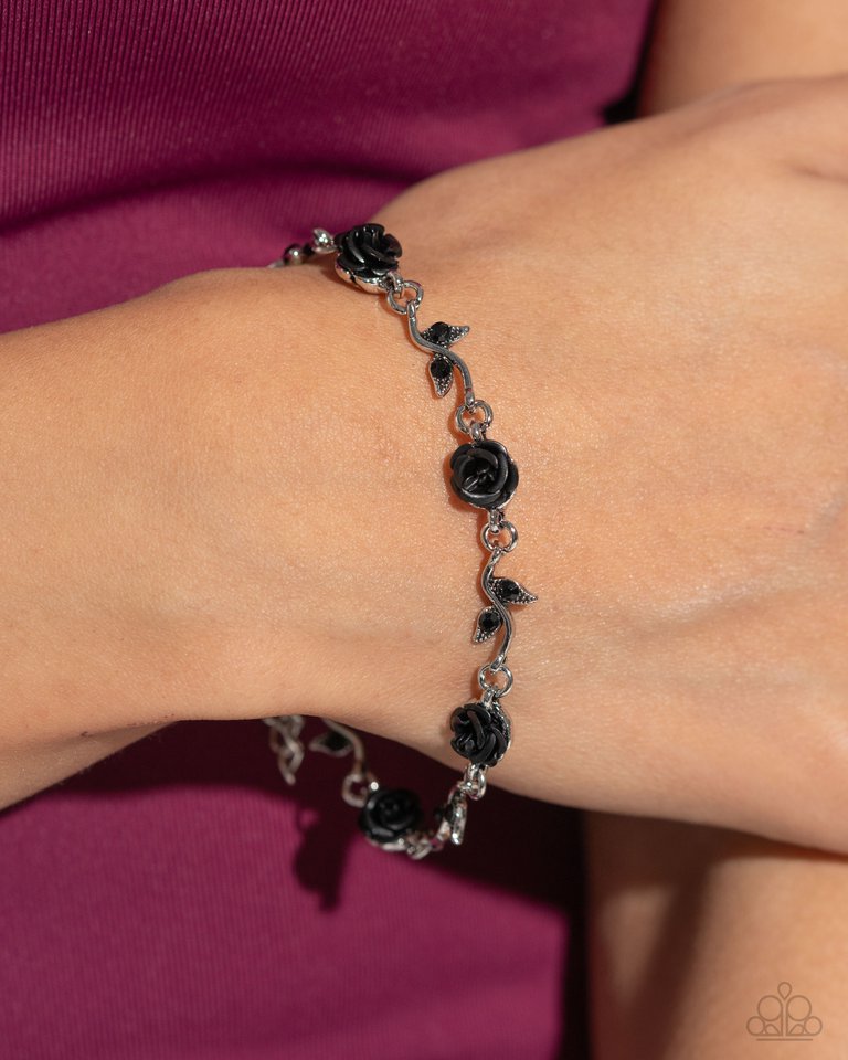 Roses Supposes - Black - Paparazzi Bracelet Image