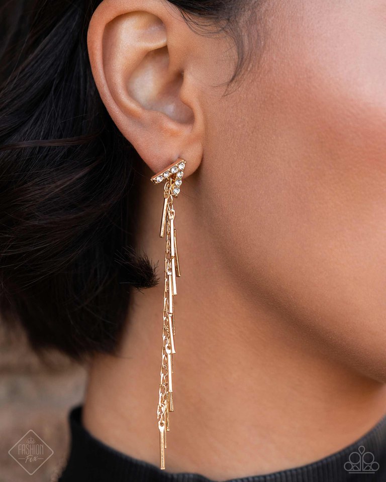 Linear Landmark - Gold - Paparazzi Earring Image