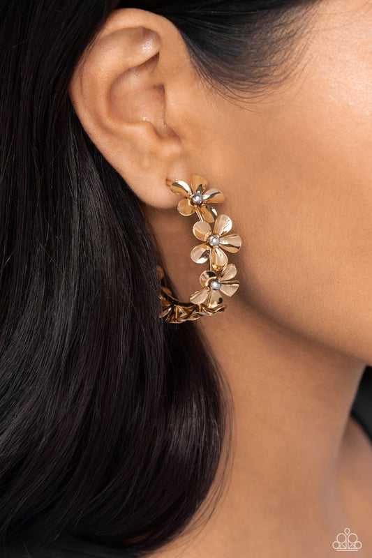 Floral Flamenco - Gold - Paparazzi Earring Image