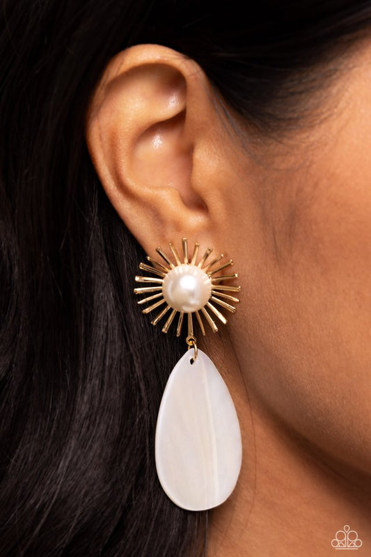 Sunburst Sophistication - Gold - Paparazzi Earring Image