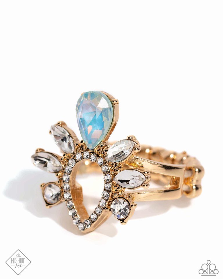 Heirloom Heaven - Gold - Paparazzi Ring Image