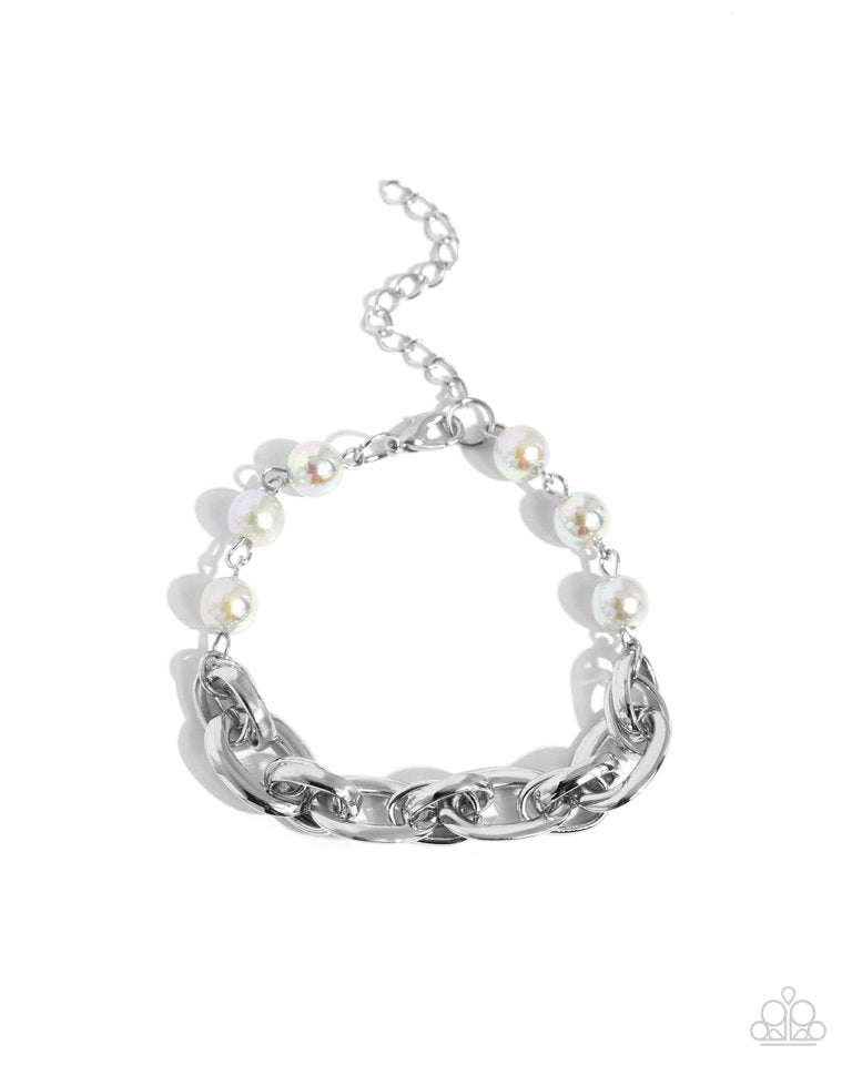 Pearl Pairing - Silver - Paparazzi Bracelet Image