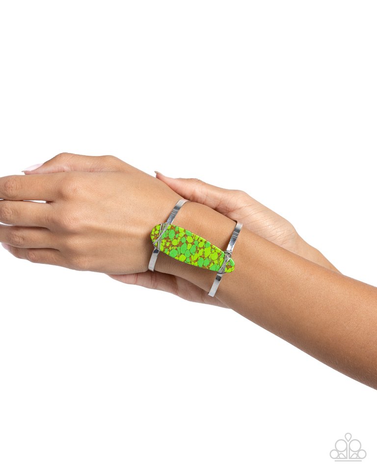 Spotted A Mile Away - Green - Paparazzi Bracelet Image