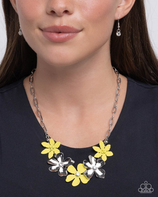 Mythically Metallic - Yellow - Paparazzi Necklace Image