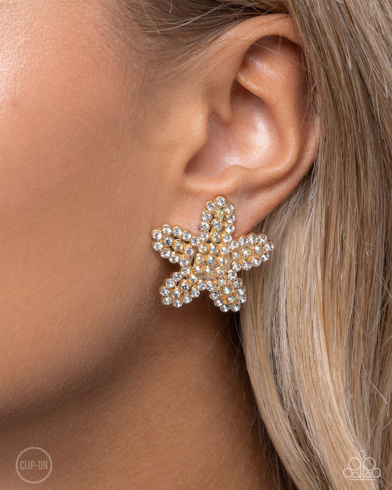 Starfish Serenade - Gold - Paparazzi Earring Image