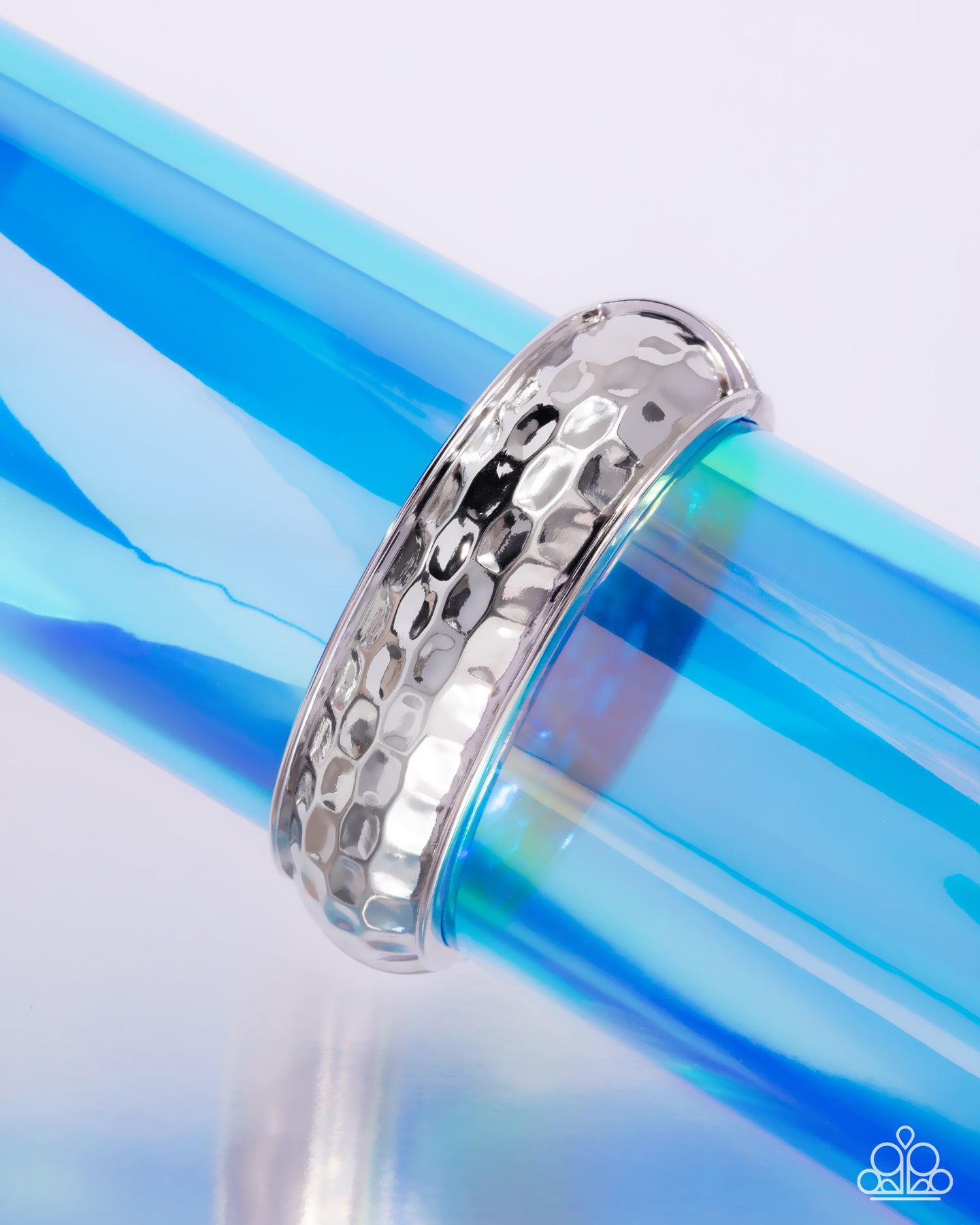 Hammered Hardware - Silver - Paparazzi Bracelet Image