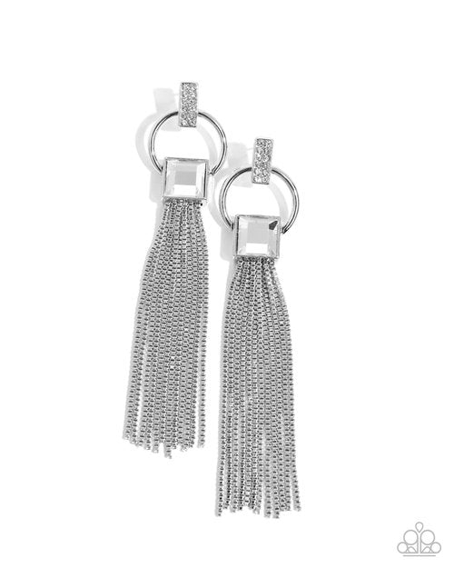 Softly Streamlined - Paparazzi Earring Image