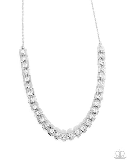 Paparazzi Necklace ~ Linked Lady - White – Paparazzi Jewelry