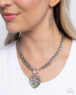 Beloved Birthright - Paparazzi Necklace Image