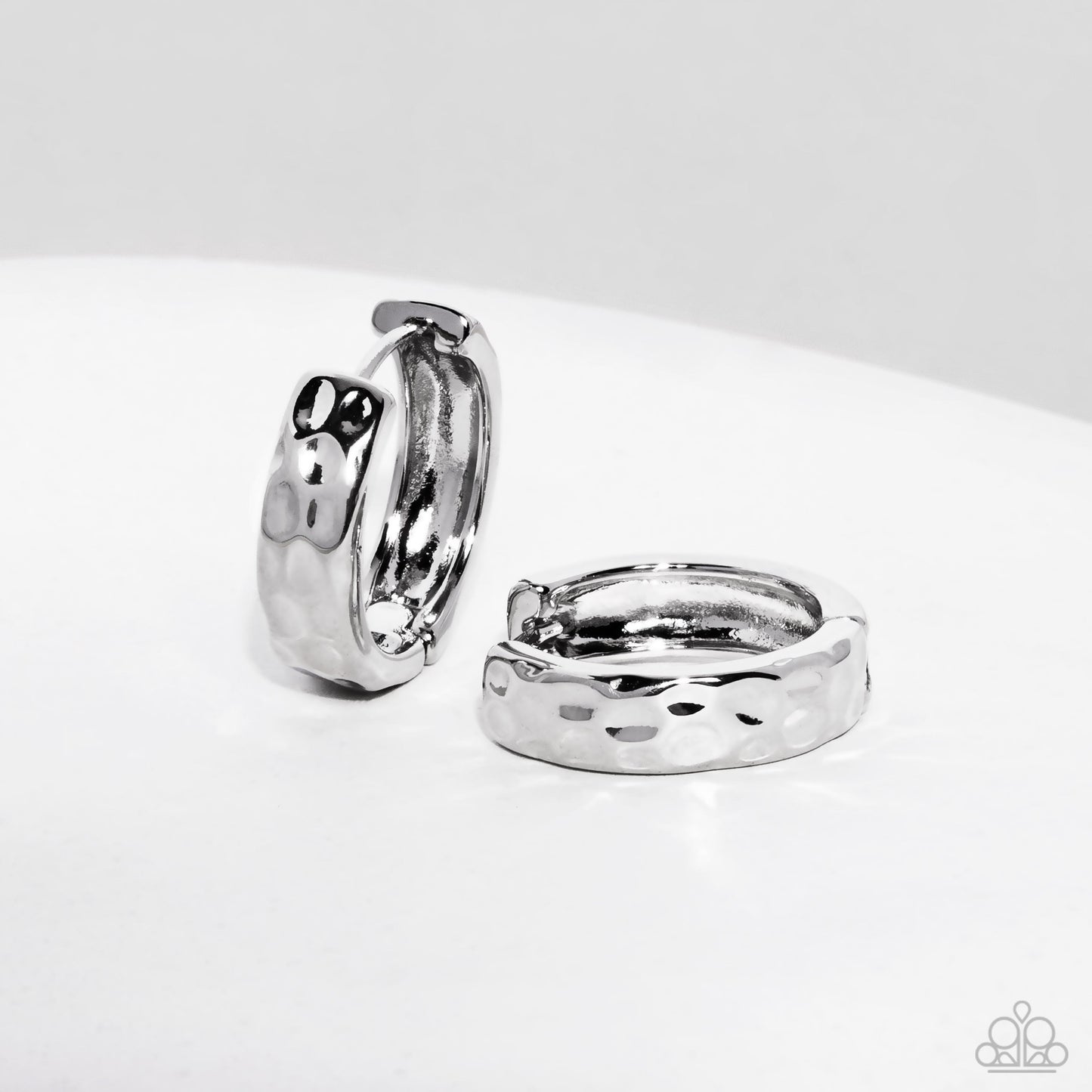 Hammered Hyperaware - Paparazzi Earring Image