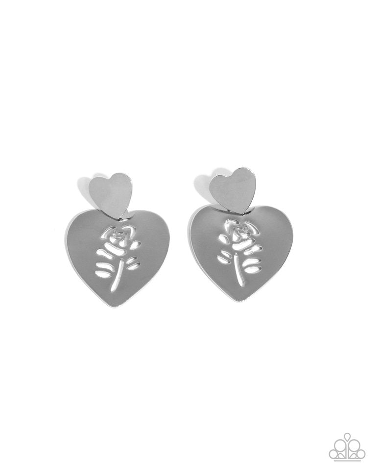 Paparazzi Earring ~ Showstopping Silhouette - Silver – Paparazzi
