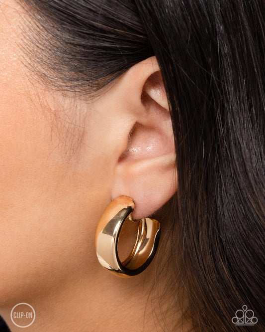 Round Reputation - Gold - Paparazzi Earring Image