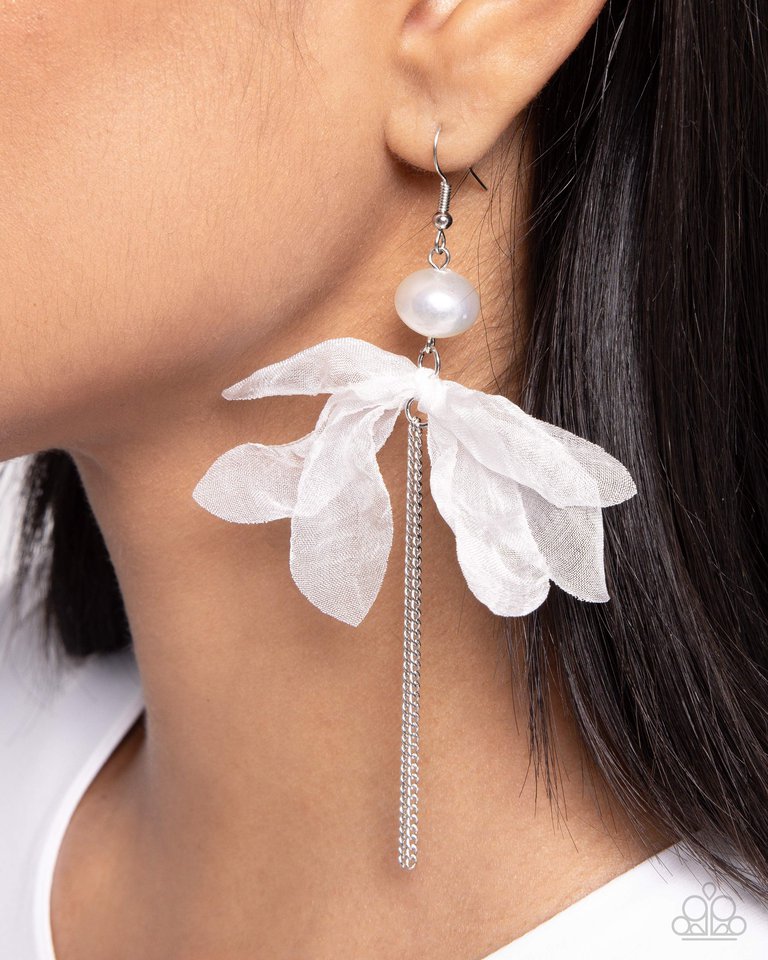 Ballerina Build - White - Paparazzi Earring Image