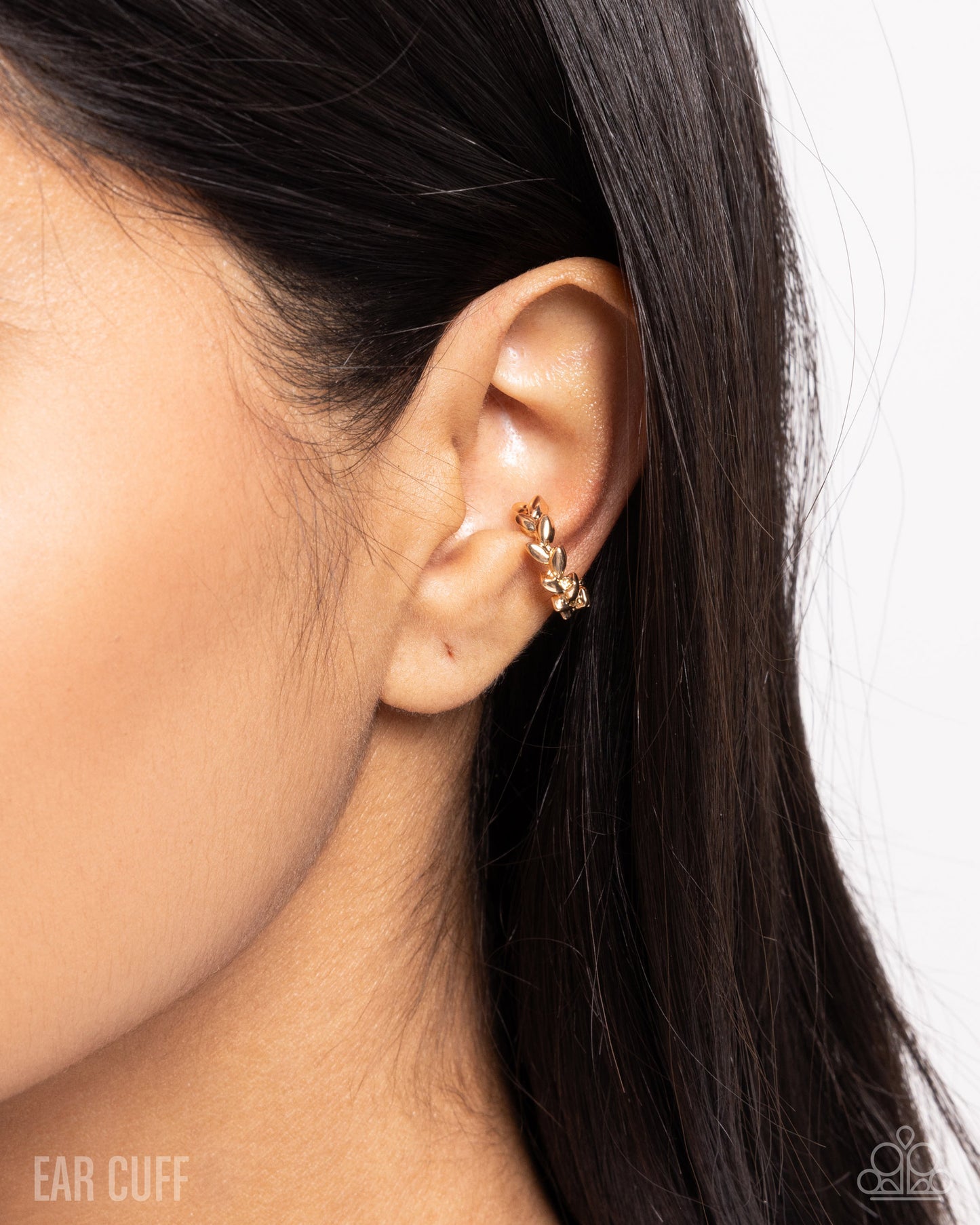 Laurel Limit - Gold - Paparazzi Earring Image