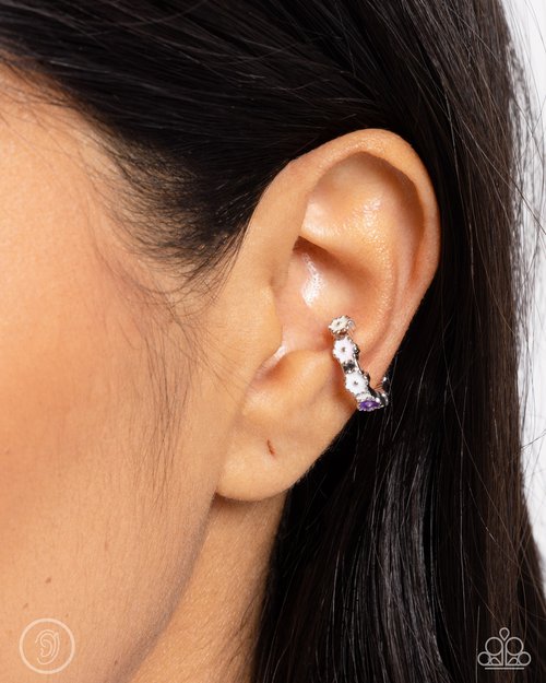 Darling Daydream - Paparazzi Earring Image