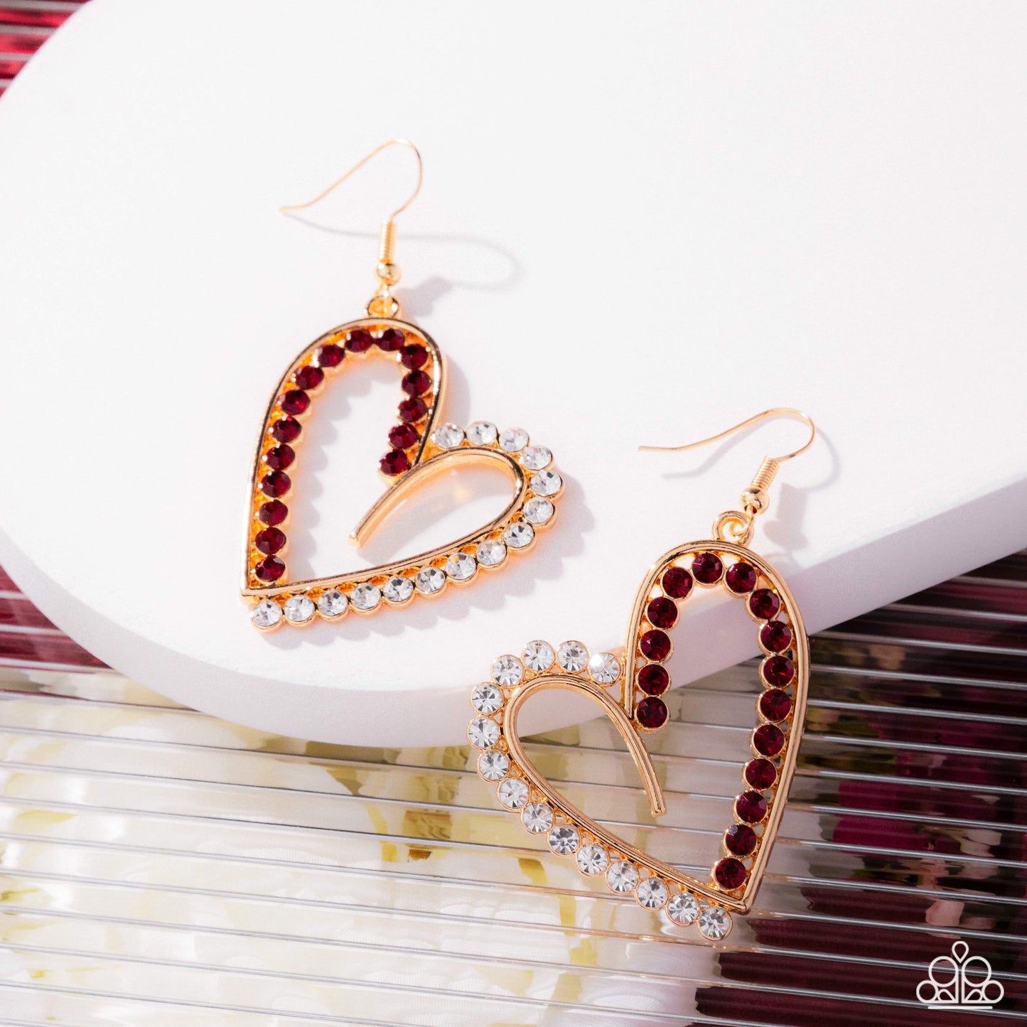 Tender Tendency - Gold - Paparazzi Earring Image