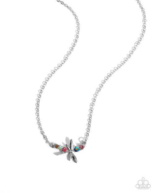 Dragonfly Deed - Paparazzi Necklace Image